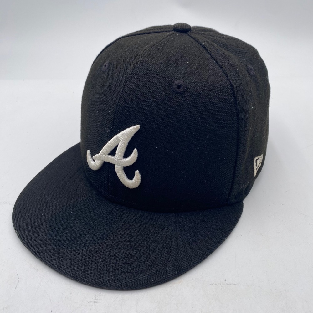 ATLANTA BRAVES New Era 59FIFTY Fitted Hat Size 7 Black White MLB Baseball Cap